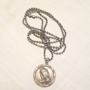 Chapel Sterling Silver Serinity Prayer Necklace
